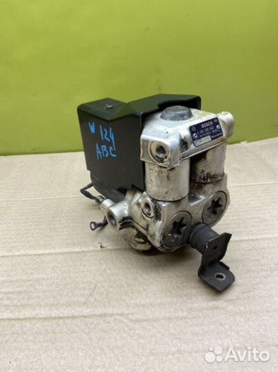 Блок ABS Mercedes E-Class W124