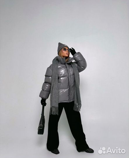 Лаковая куртка