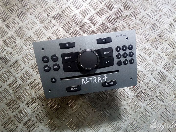 Магнитола Opel Astra H / Zafira B