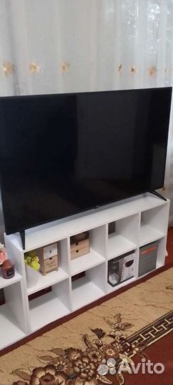 Плазма большая, фирма LG