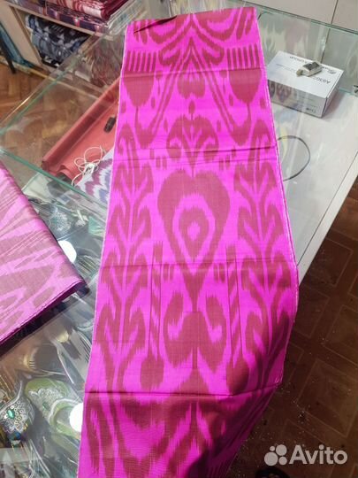 Узбекский шелковый икат Хан атлас. Адрас