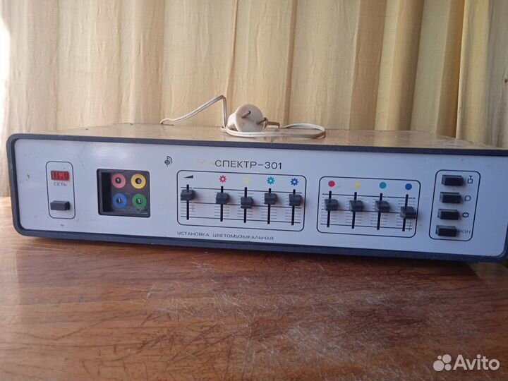 Цветомузыкальная установка спектр 301