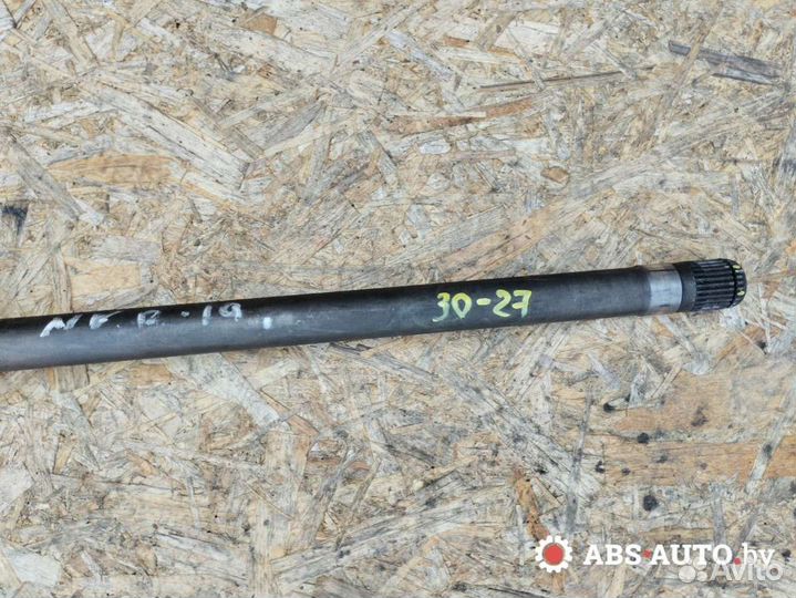 Полуось передняя правая (приводной вал, шрус) BMW
