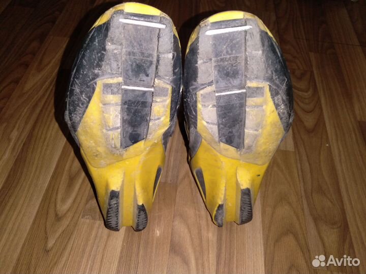 Лыжные ботинки salomon sns pilot