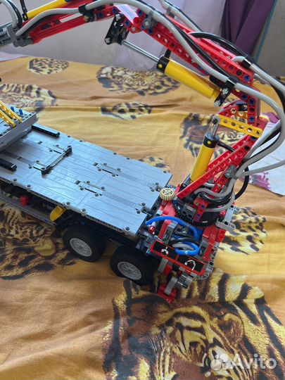 Конструктор Lego Technic 42043