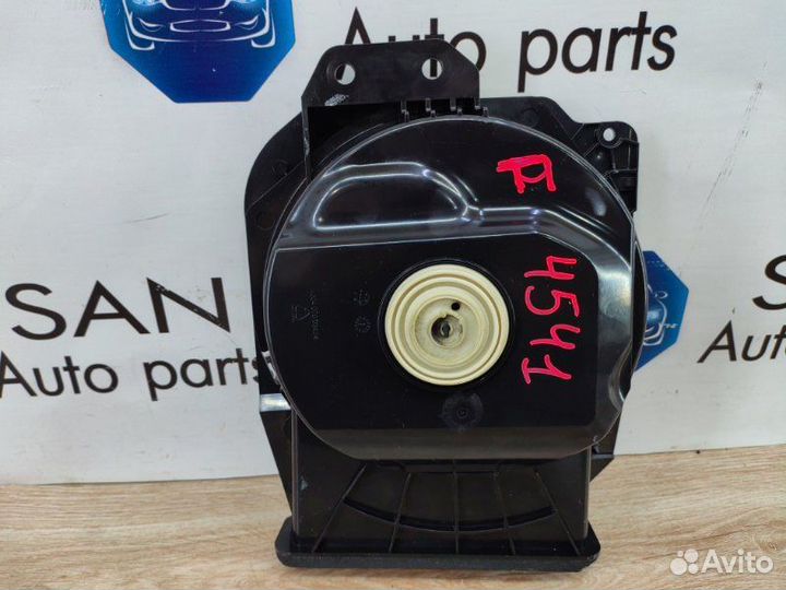 Динамик передний левый Bmw 3 F30 N20B20 2012