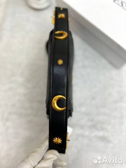 Сумочка Guess