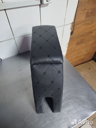 Подлокотник ваз2101-2107