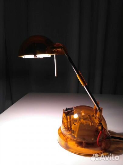 Лампа настольная