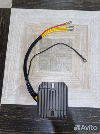 Регулятор напряжения для лодочных моторов