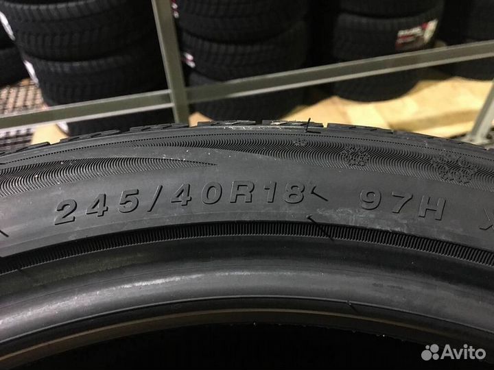 Dynamo Snow-H MWH03 245/40 R18 97H