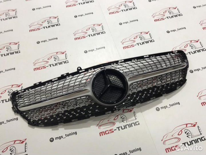 Решетка CLS W218 Diamond Silver Черная звезда