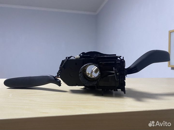 Переключатель подрулевой для Volkswagen Amarok