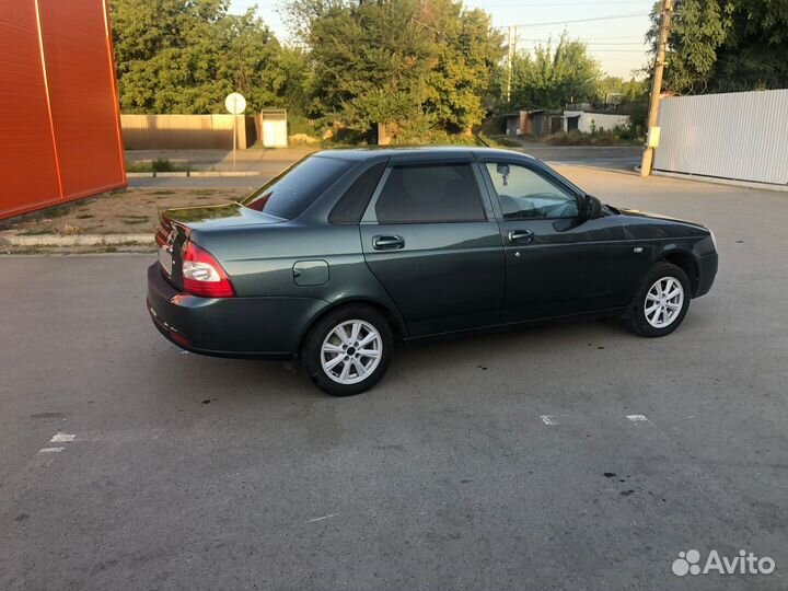 LADA Priora 1.6 МТ, 2011, 320 000 км