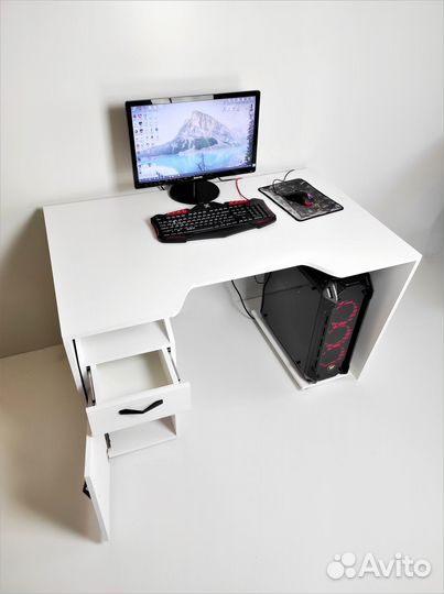 Компьютерный стол Лайтокс