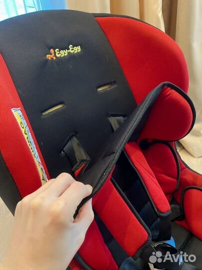 Автомобильное кресло от 0 до 25