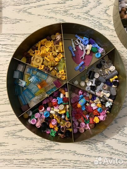 Коллекция lego Friends 29 наборов на игровом поле