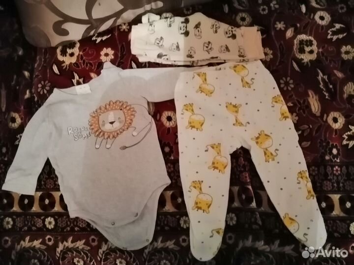 Детские вещи для новорожденных