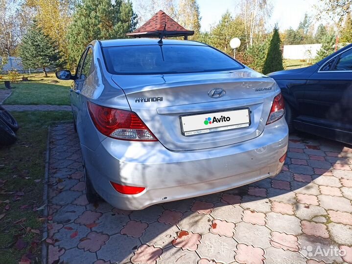 Hyundai Solaris 1.4 МТ, 2011, 250 000 км