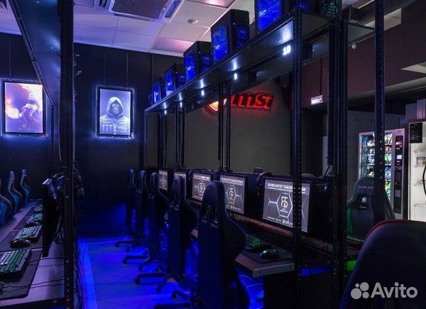 Компьютерный клуб / В ЖК бизнес-класса