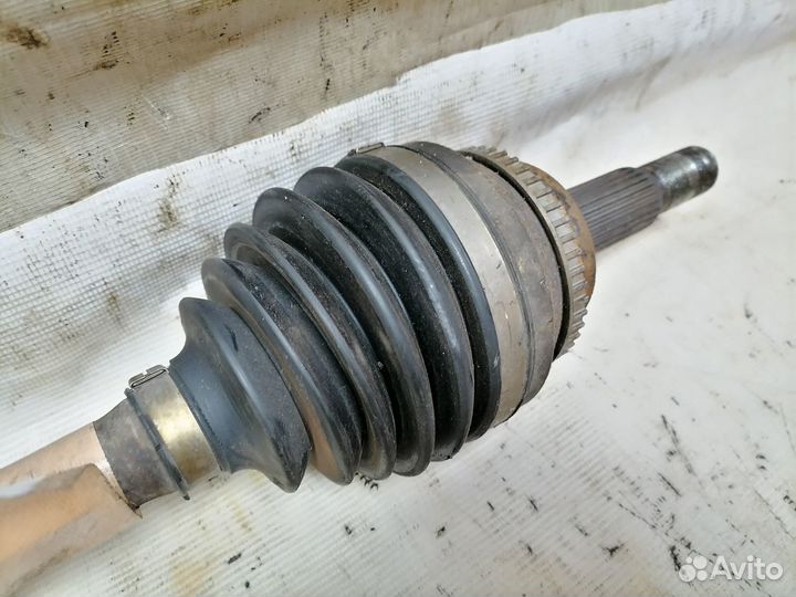 Привод передний левый Toyota Alphard MNH15