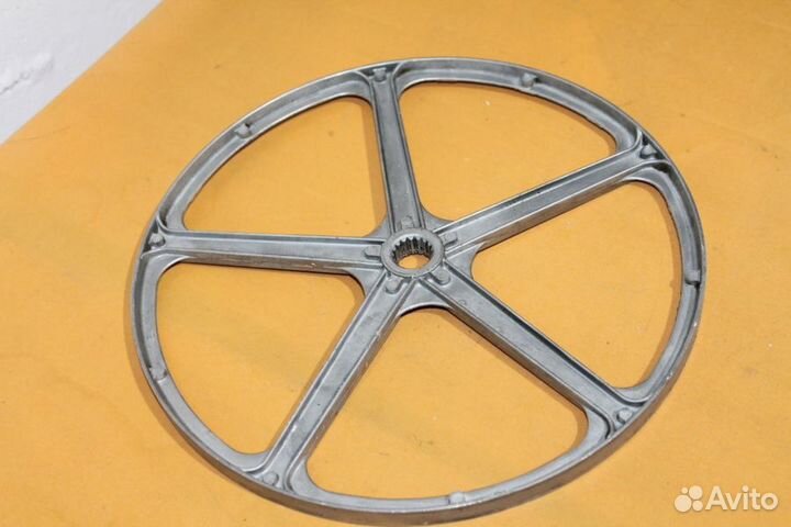 Шкив Whirpool 482000026924 бу. 4782