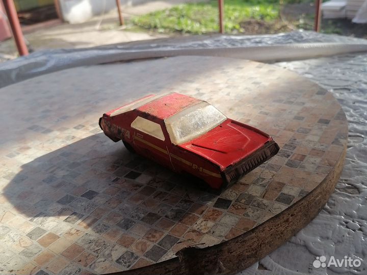 Модель автомобиля