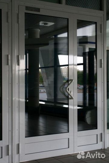 Дверь на дачу