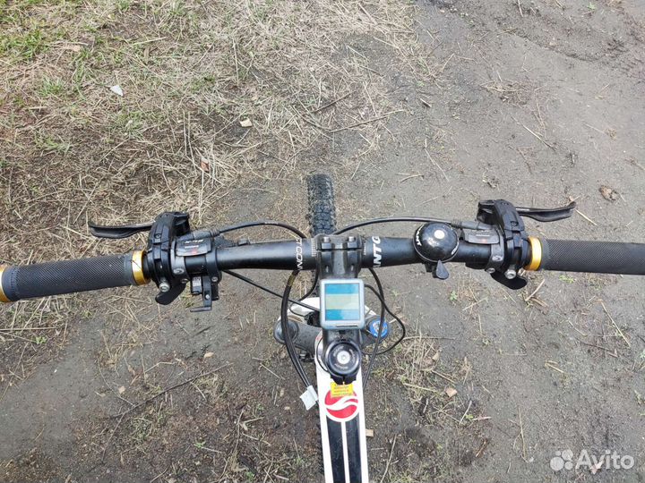 Велосипед Giant