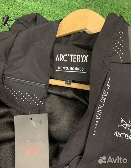 Ветровка arcteryx