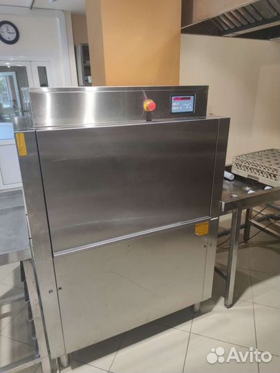 Конвейерная посудомоечная машина