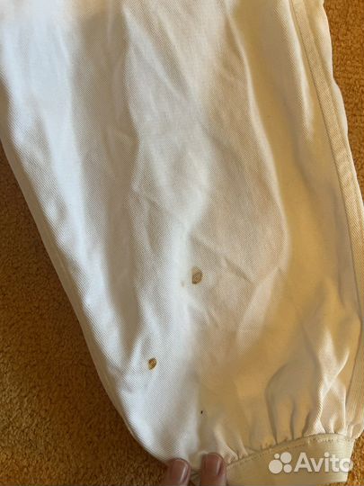 Набочник и костюм для фехтования