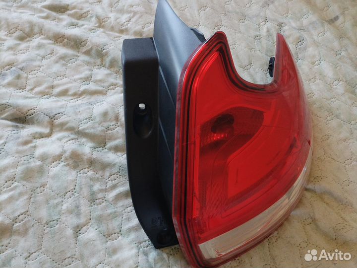 Фонарь задний LADA xray правый
