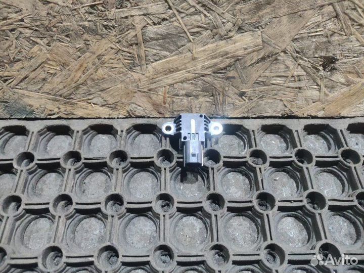 Датчик удара Genesis G70 седан G4KL KA366076 2019