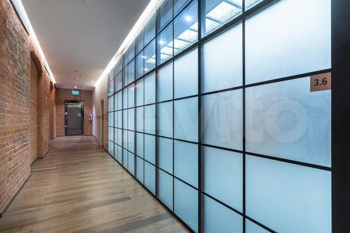 Роскошный loft 2800 м2 с террасой на Тульской