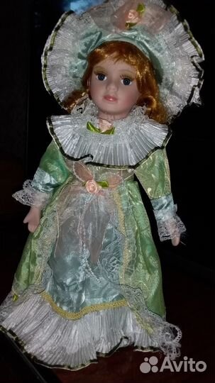 Кукла коллекционная(рост 32 см)