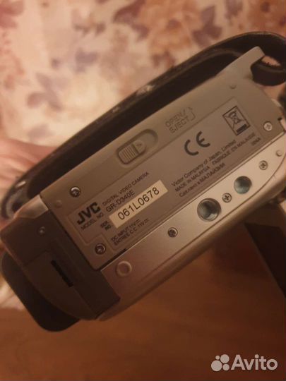 Видеокамера JVC GR-D340E