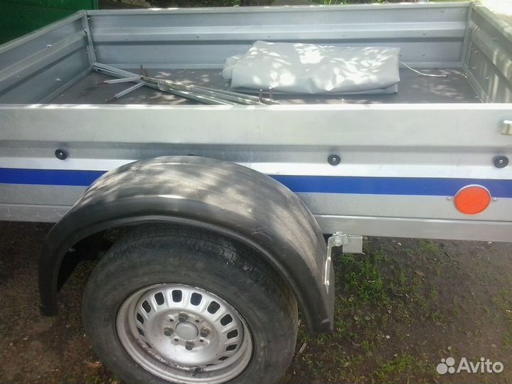 Прицеп 1,8 / 1,3 / 0,3 / 0,3 новый
