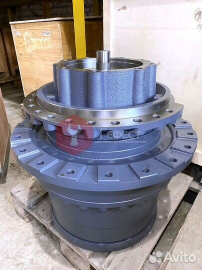 Бортовой редуктор Hitachi ZX330