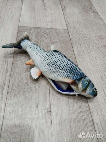 Рыба с подвижным хвостом