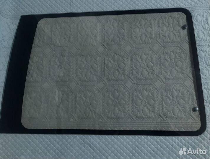 Стекла салона Ниссан Серена. Оригинал. Япония