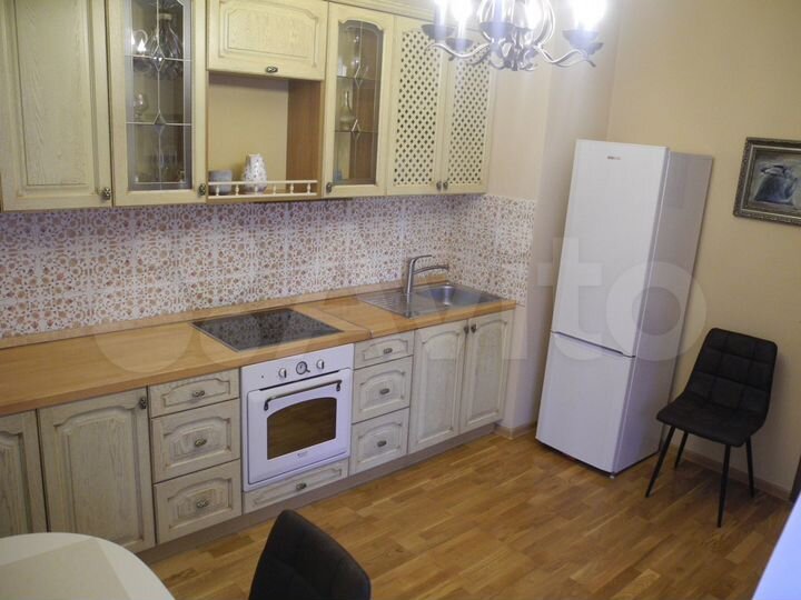 3-к. квартира, 110 м², 4/17 эт.