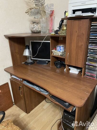 Компьютерный стол