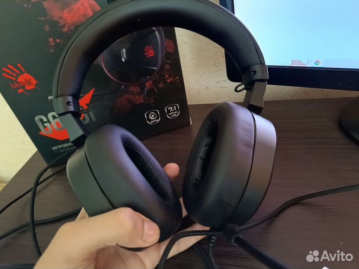 Игровые наушники