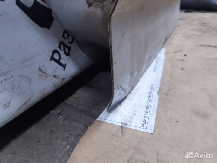 Задняя левая дверь ваз 2110