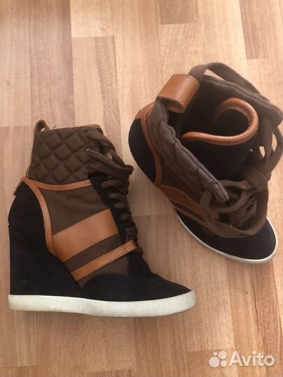 Сникерсы Chloe