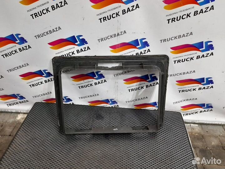 82295777 Рамка багажника Volvo FH