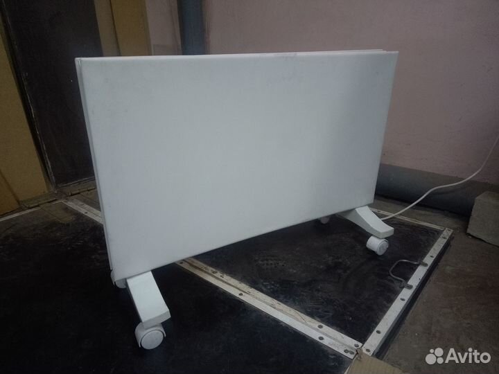 Напольный инфракрасный обогреватель Теплофон(0,7)