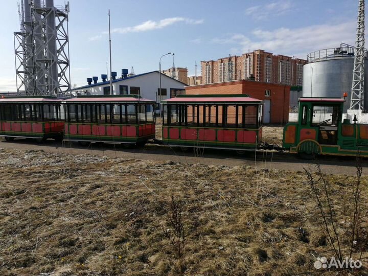 Колесный дизельный поезд