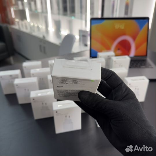 Адаптер питания Apple 20W Оригинальный